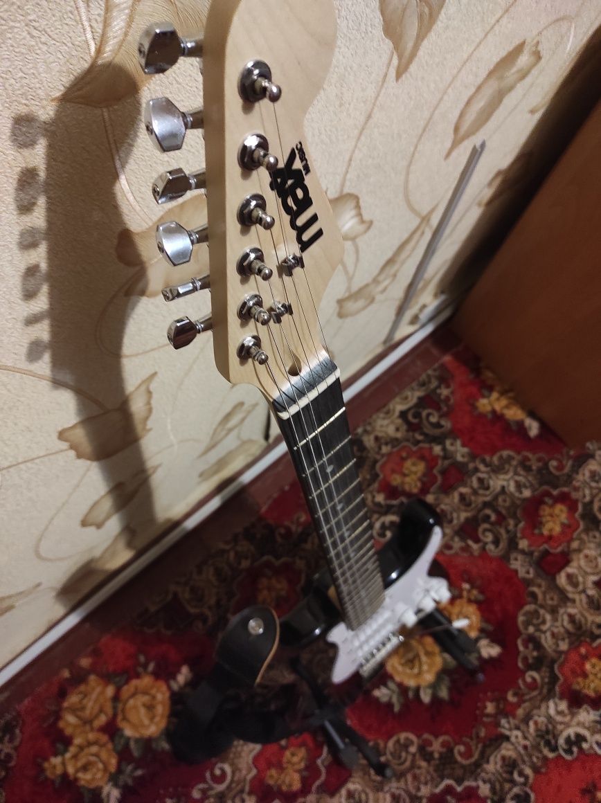 Электрогитара Starocaster
