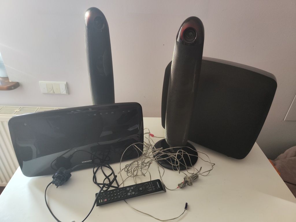 Kino domowe Samsung HT-X710