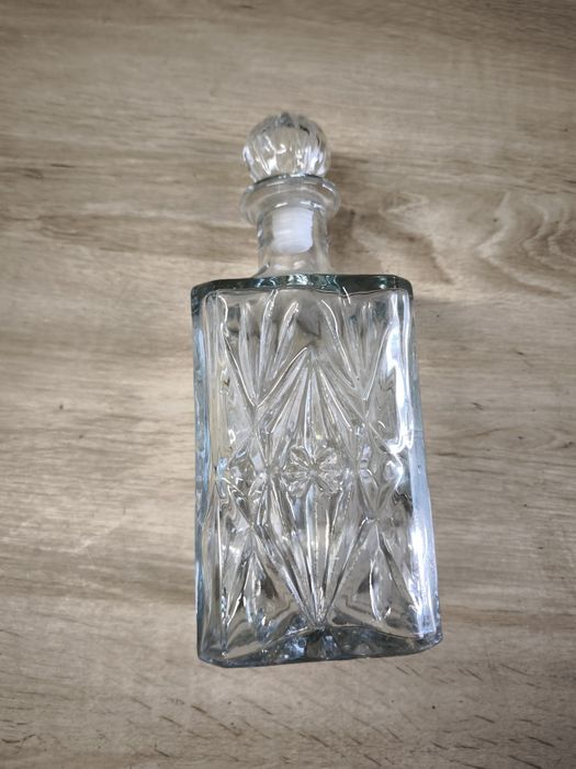Karafka szklana whiskey wódka brandy koniak PRL vintage retro stylowa