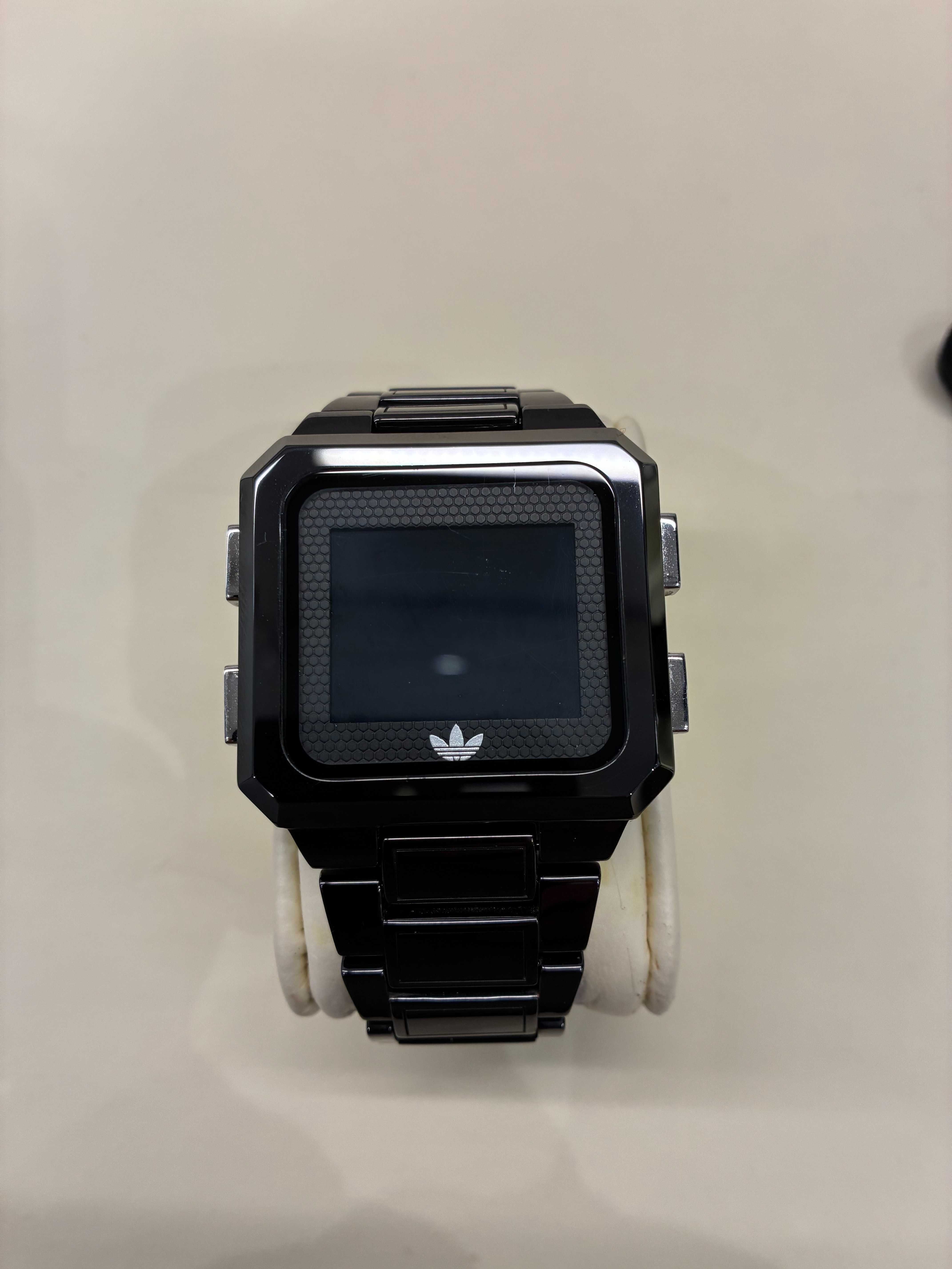 RELÒGIO ADIDAS EDIÇÃO LIMITADA