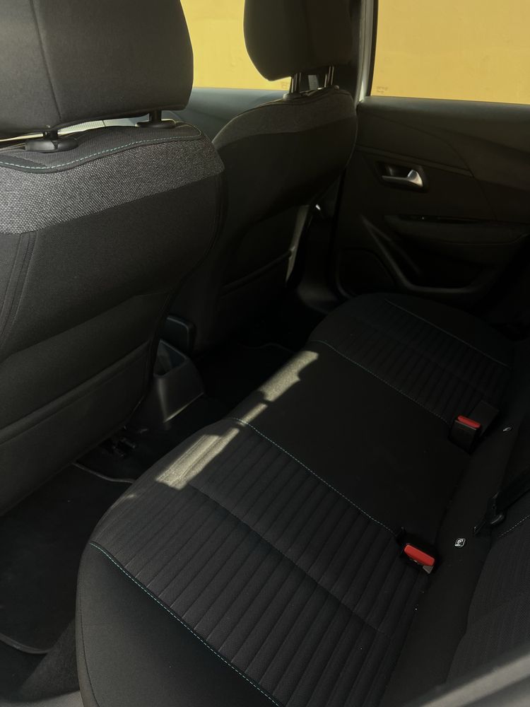 PEUGEOT 208 STYLE (2021)