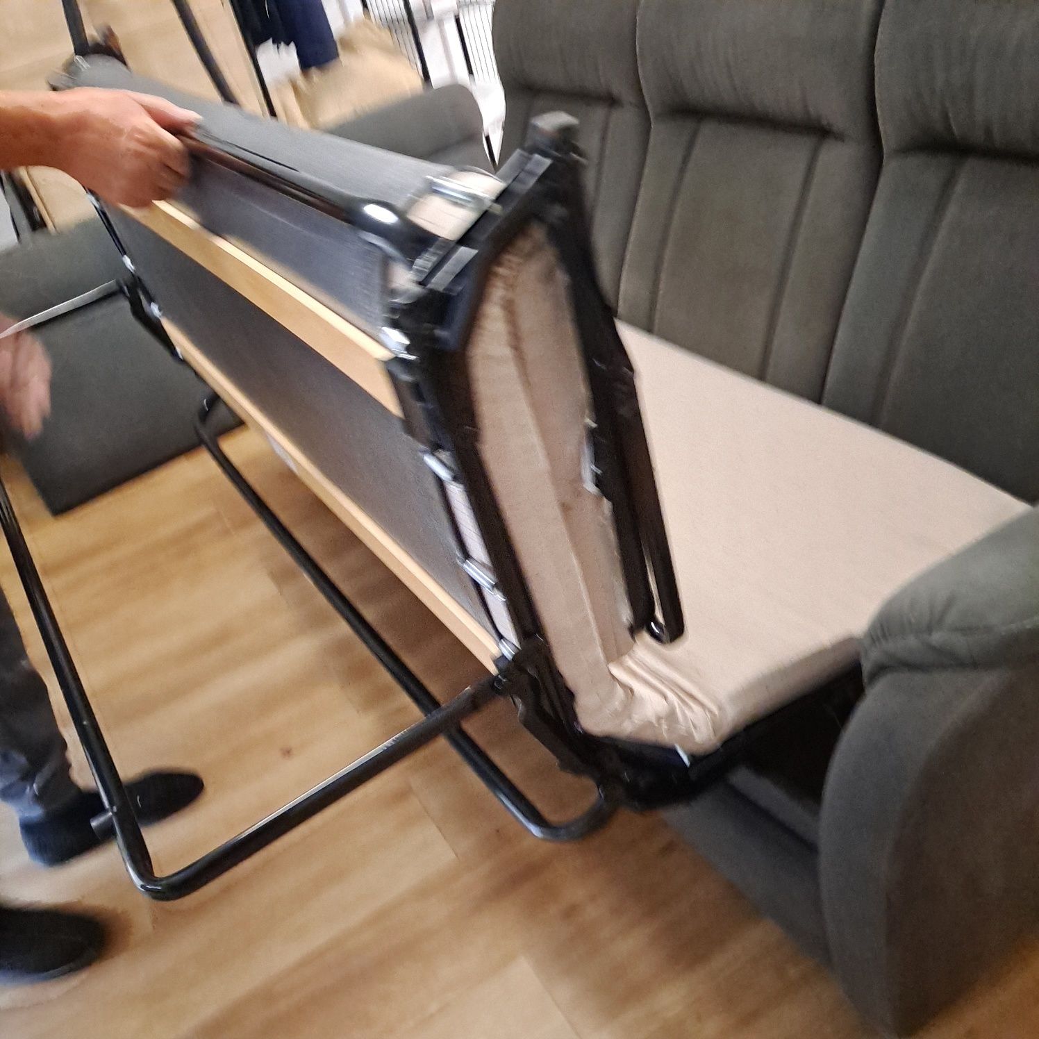 Komplet wypoczynkowy z funkcją spania