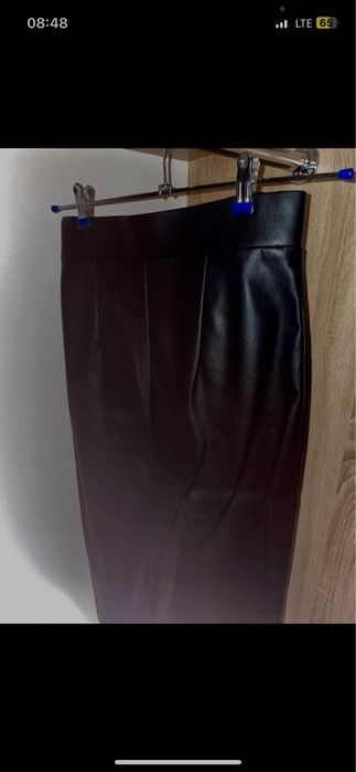 Spódnica skórzana taliowana