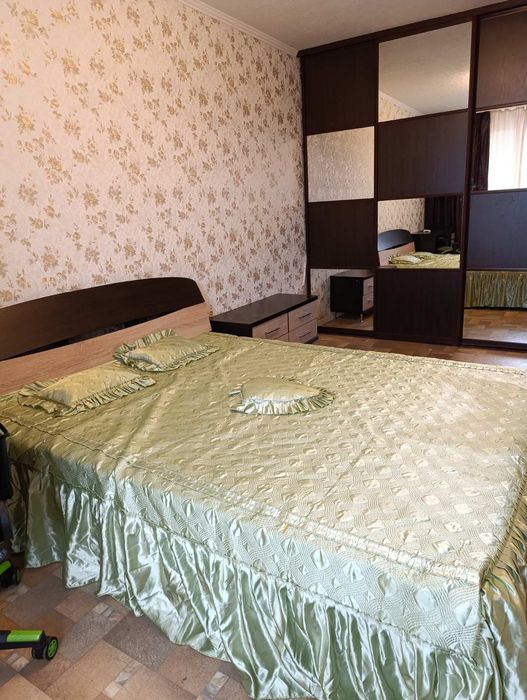 Супер !!! Аренда 2 кв Студенческая Валентиновская  4000 гр.