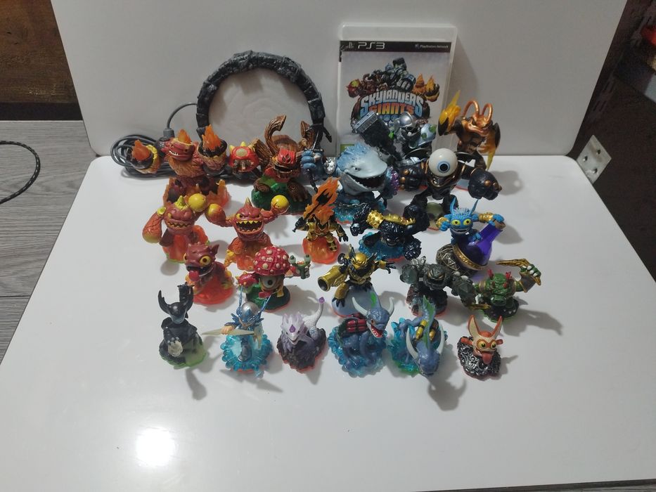 Figurki skylanders 24szt. Portal, gra