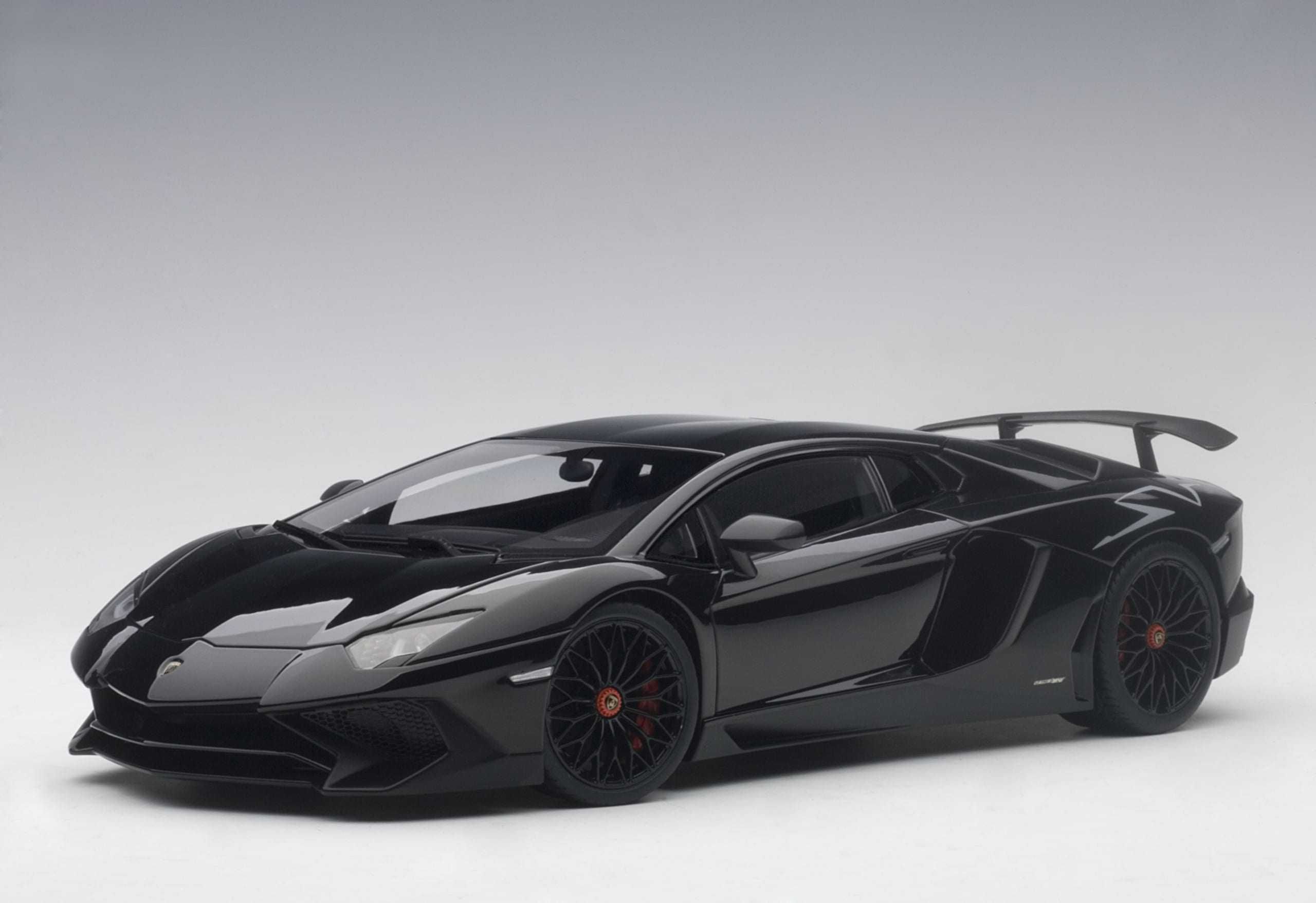 1:18 AUTOart Lamborghini Aventador LP750-4 SV 2015 black