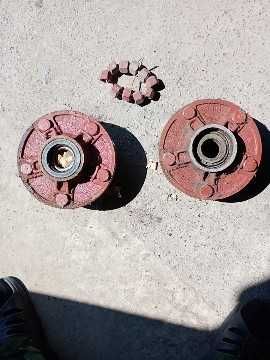 Ступиці до прицепа нові на 5 шпильок з гайками