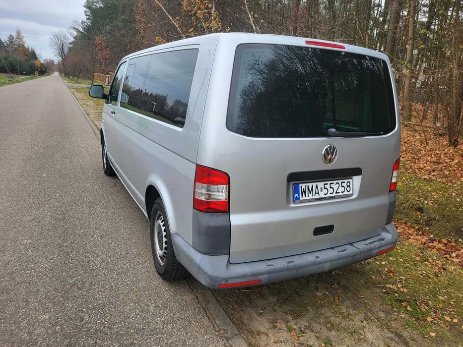 Volkswagen Transporter T5 lift 2013 9-osobowy