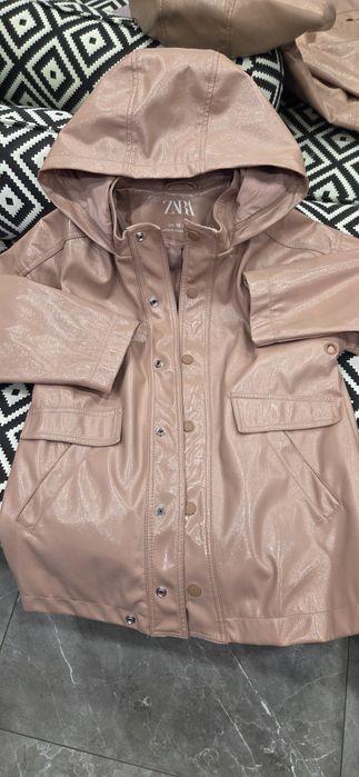Плащ,курточка,дощовик ZARA