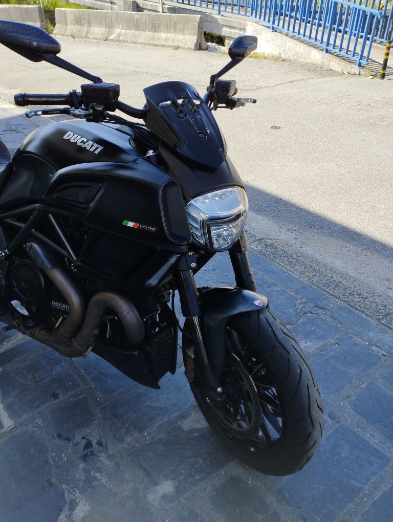 Ducati diavel carbon