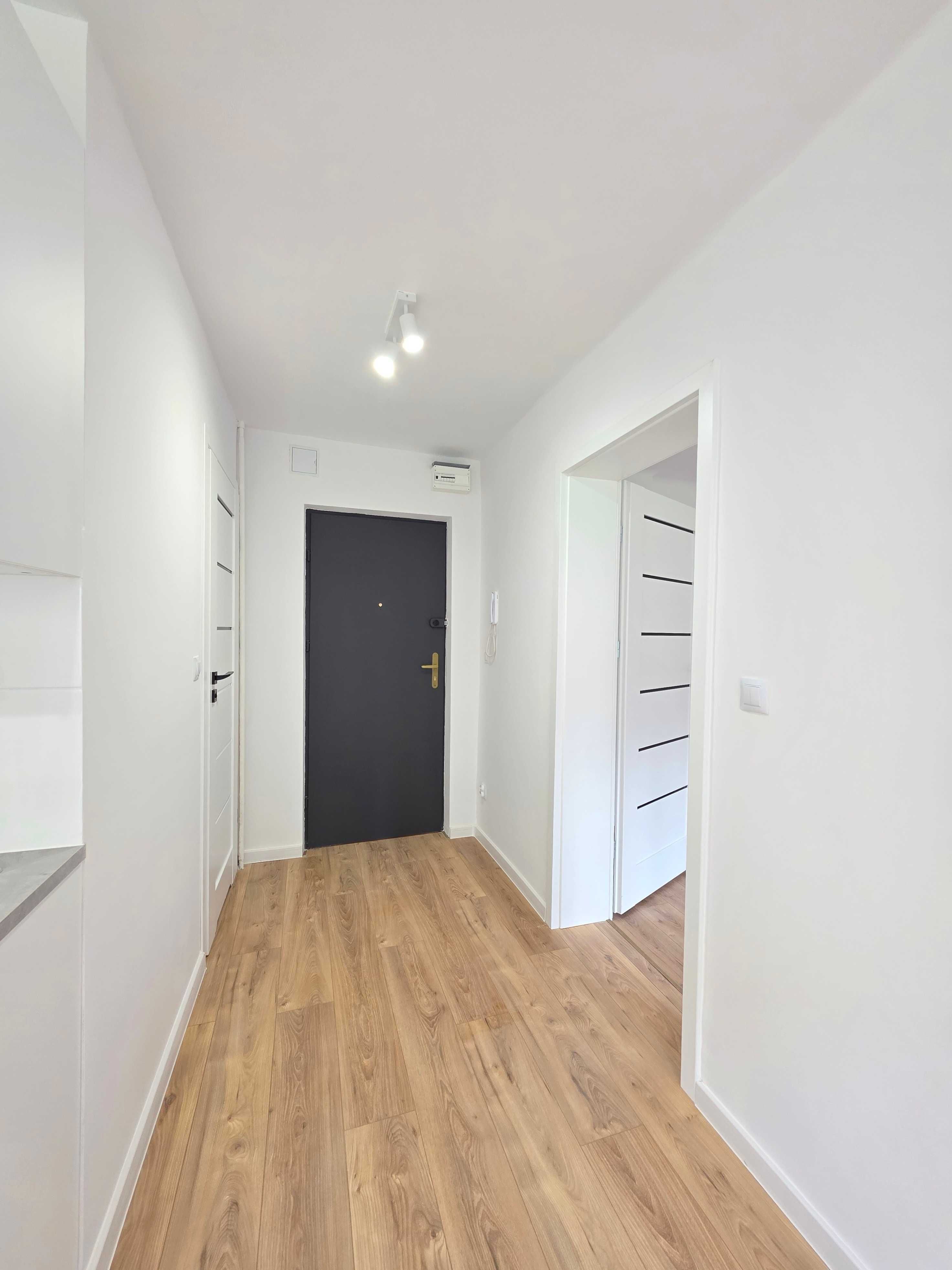 Sprzedam/ ZAMIENIĘ/dwa pokoje / parter/ po remoncie 42m2/ plus piwnica