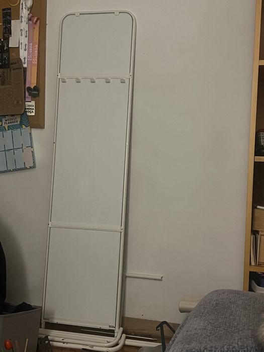 Espelho IKEA KNAPPER standing mirror