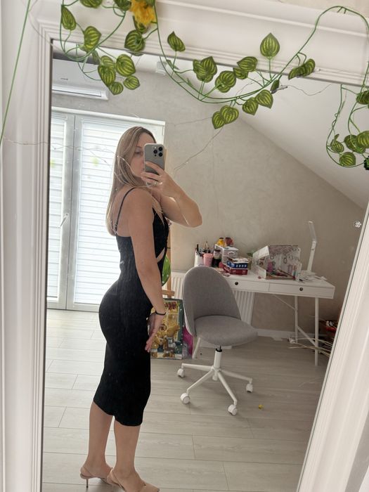 Сукня розмір S резервед