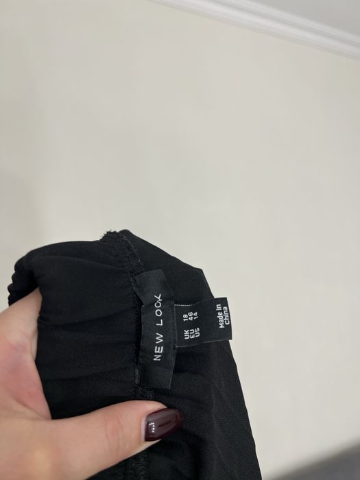 18 розмір батал 52 чорна спідниця міді пліссе гофре пліссіровку