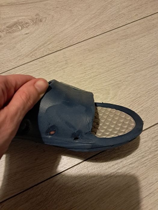 Klapki, laczki na basen rozm. 38