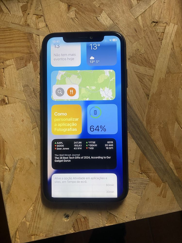 Iphone 11 64 GB.