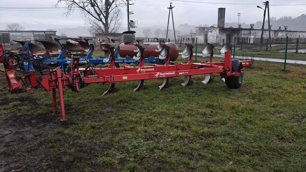Pług Kverneland 8 skib