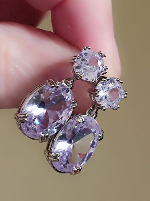 Kolczyki z syntetyczną cyrkonią