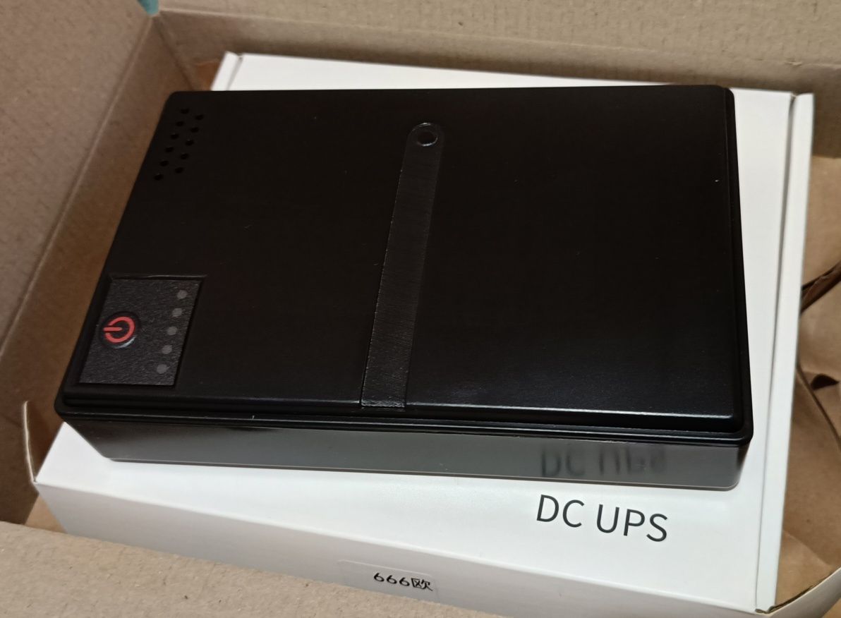 Безперебійне живлення роутера DC UPS (10400mAh 18 Вт)