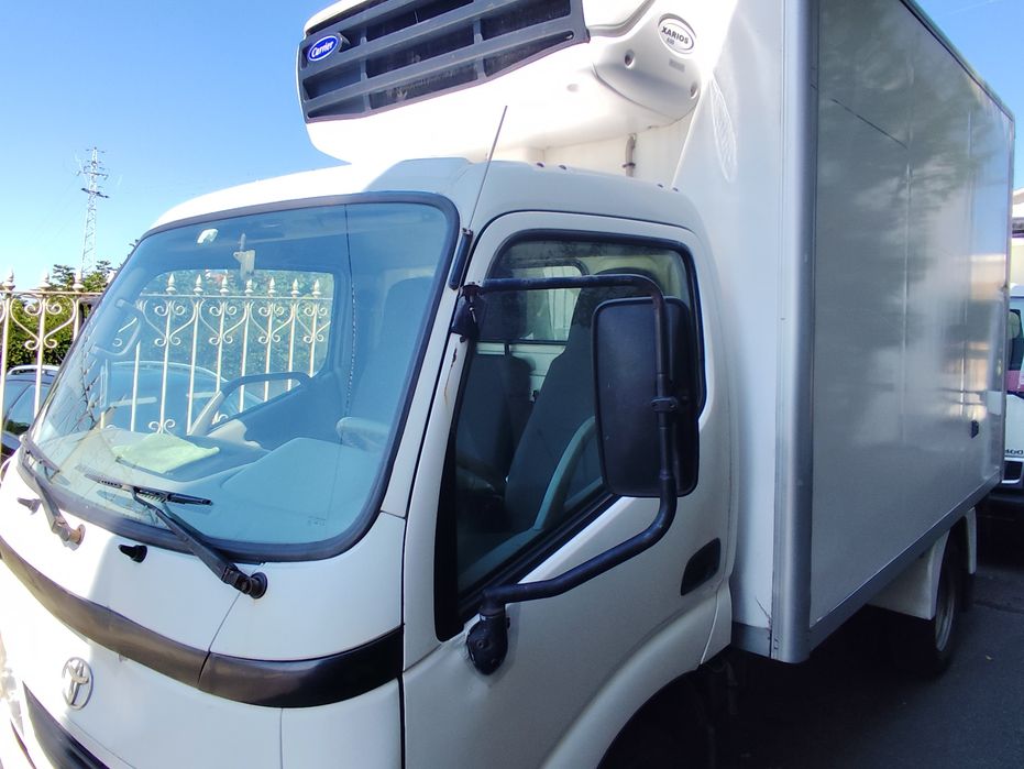 Carrinha de frio Toyota