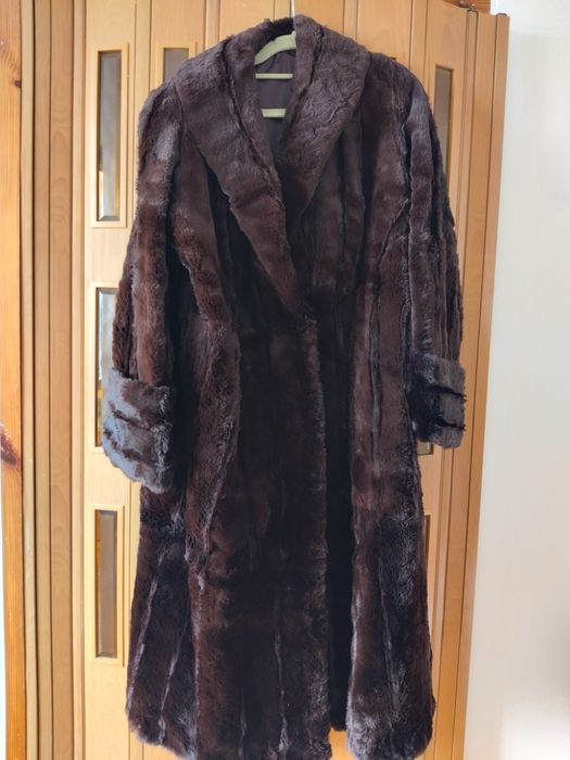 Naturalne futro z epilowanego królika brązowej