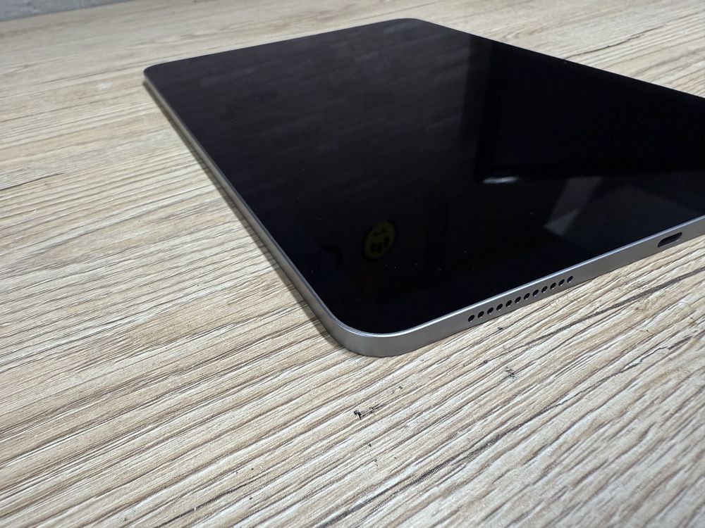 Apple Ipad Air M3 A3266, 93VHG,icloud lock,на запчастини