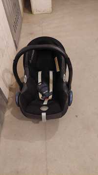 Fotelik niemowlęcy / nosidełko Maxi-Cosi Cabriofix