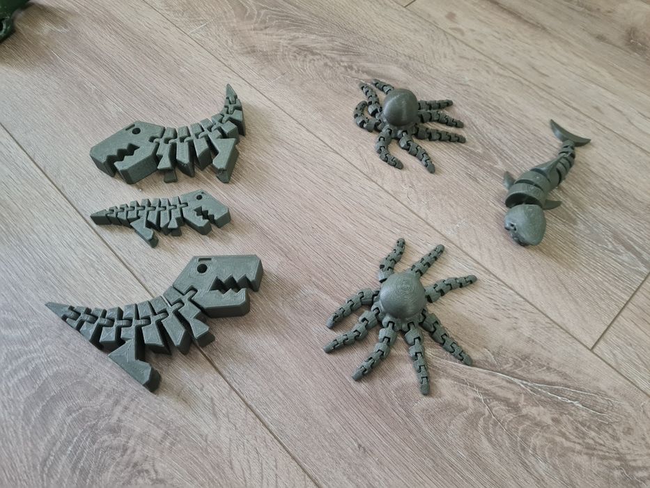 3д іграшки ,продаю разом