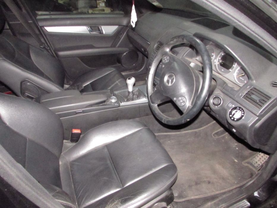 Mercedes C220 CDI W204 de 2008 para peças