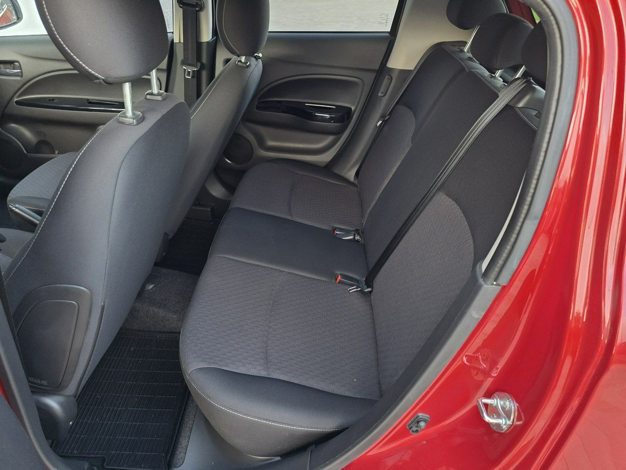 Mitsubishi Space Star Śliczny *NAVI* android auto* KLIMA *niski przebieg* SERWISOWANY