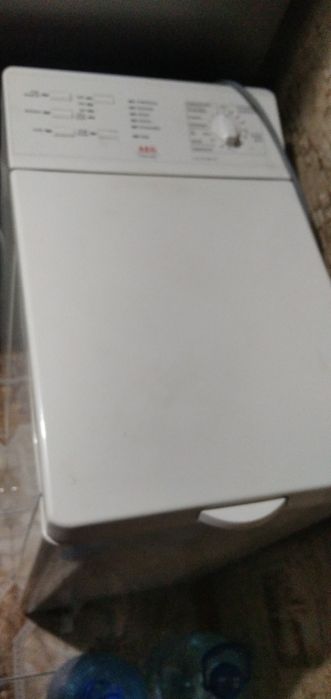 Вертикальна пральна машина