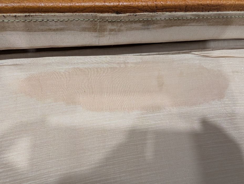 Валіза з натуральної шкіри, 80-ті роки