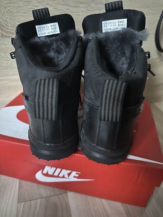 Ботинки термо зима Nike  p.42 нові на будь-яку погоду