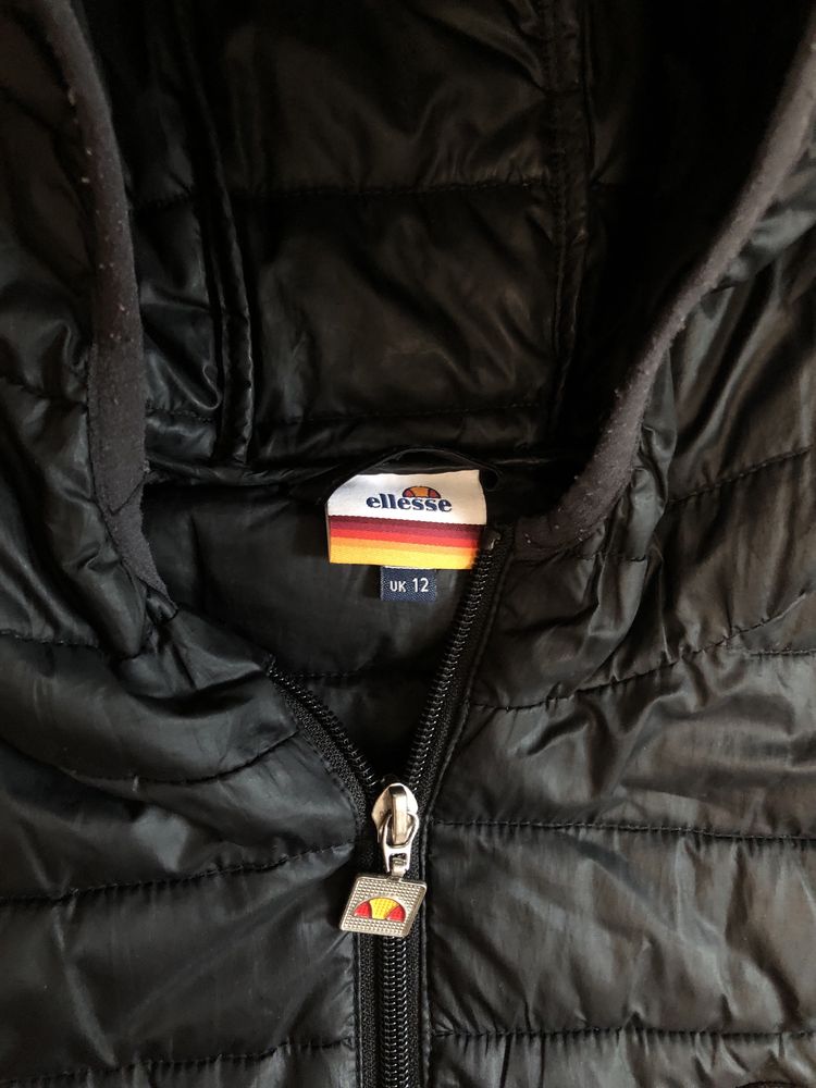 Пуховик Ellesse, розмір М