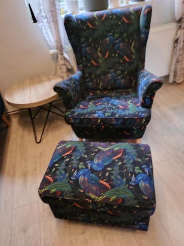 Sofa fotel  z podnozkiem