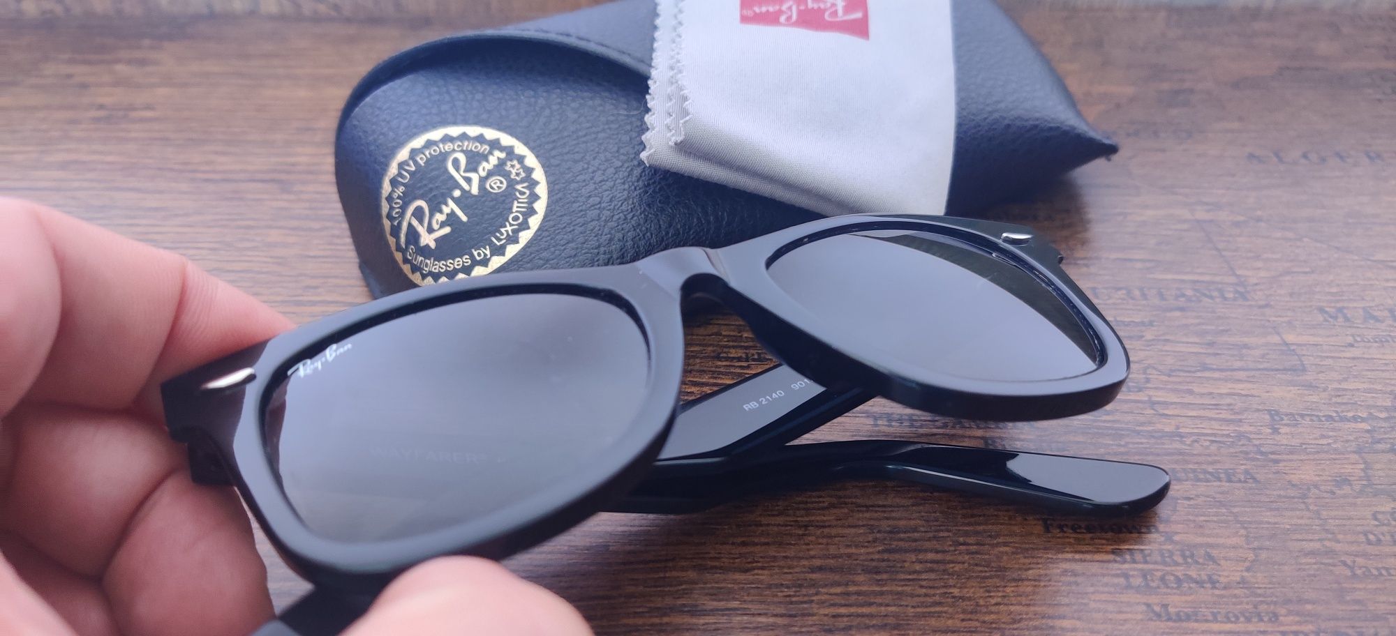 Ray-Ban Wayfarer Classic RB 2140 901a