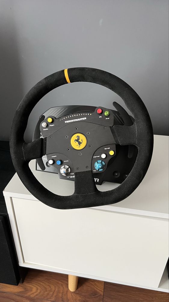 Kierownica Thrustmaster TS-PC Racer Ferrari 488 - stan idealny