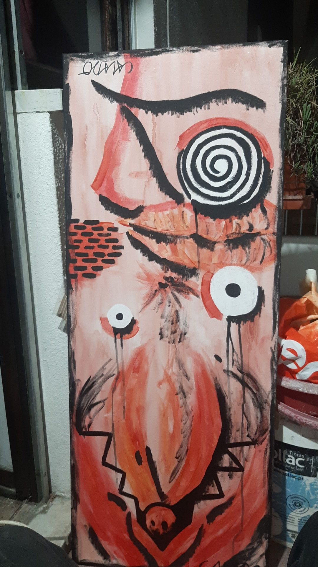 Vendo quadros e desenhos