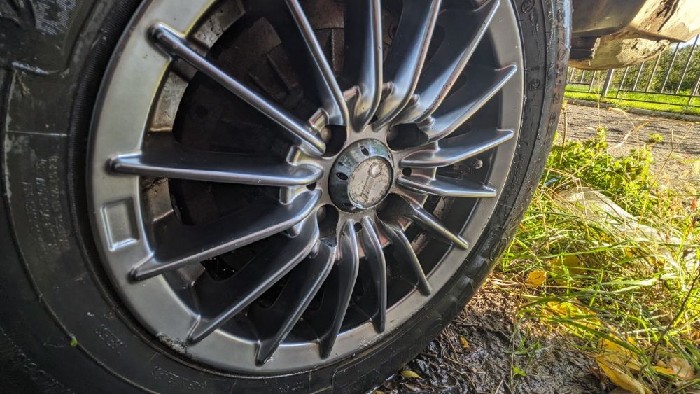 Продам диски r 13 практически новые