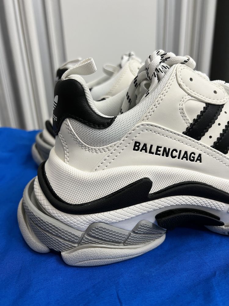 Женские кроссовки BALENCIAGA Adidas Triple S Баленсиага оригинал