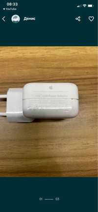 живлення Apple та кабель Apple Lightning