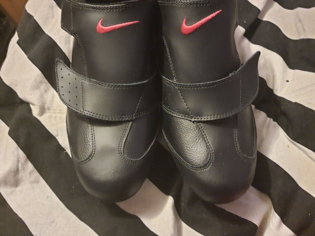 BUTY NIKE Rozmiar 40