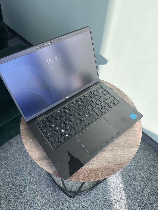Laptop Dell Latitude 7420 i5 16GB 14 cali