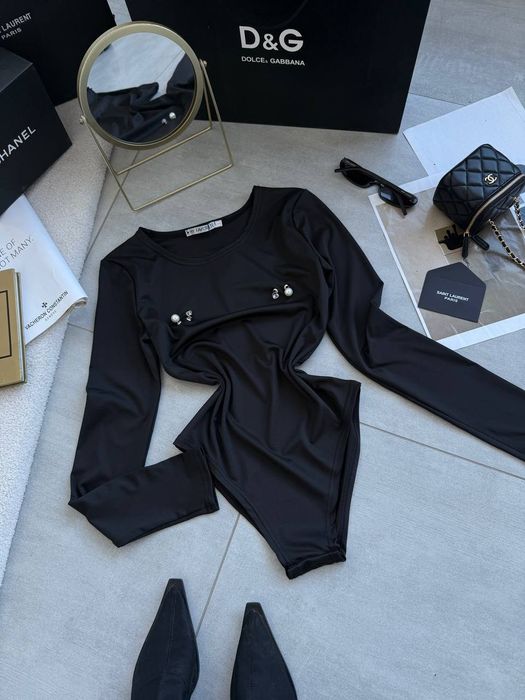 Трендове боді з пірсингом, жіночий бодік з довгим рукавом