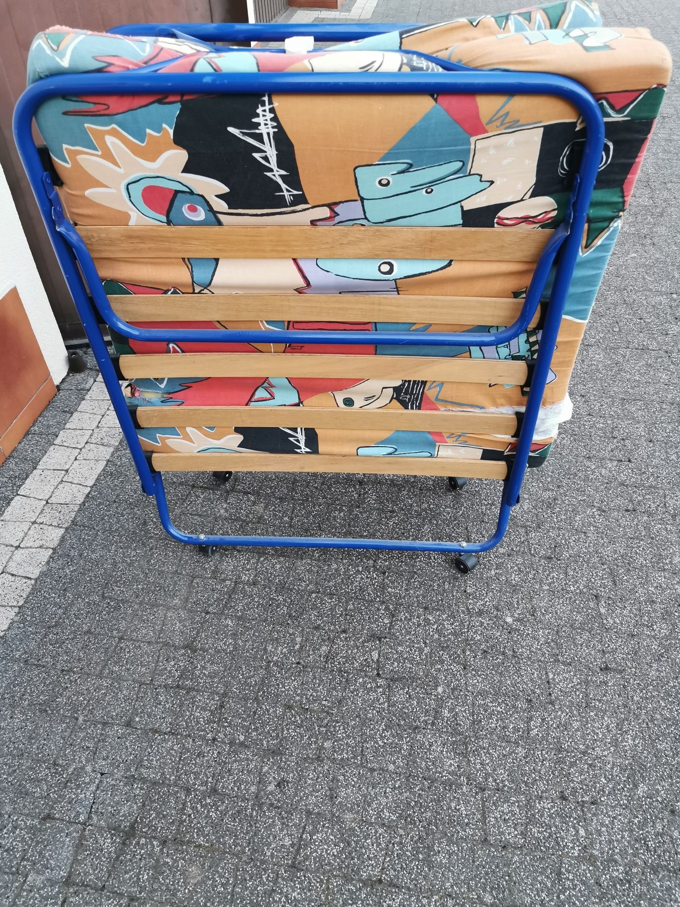 Witam sprzedam Łóżko turystyczne składane