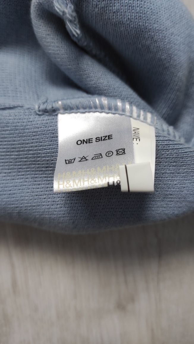 Czapka firmy H&M rozmiar 9-12 miesięcy