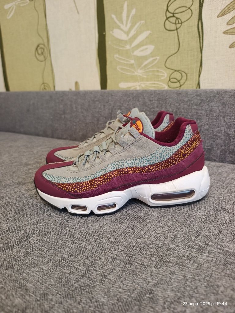 Кросівки Nike running 7,5. 38,5 розмір, air max 38 розмір, 24,5 см
