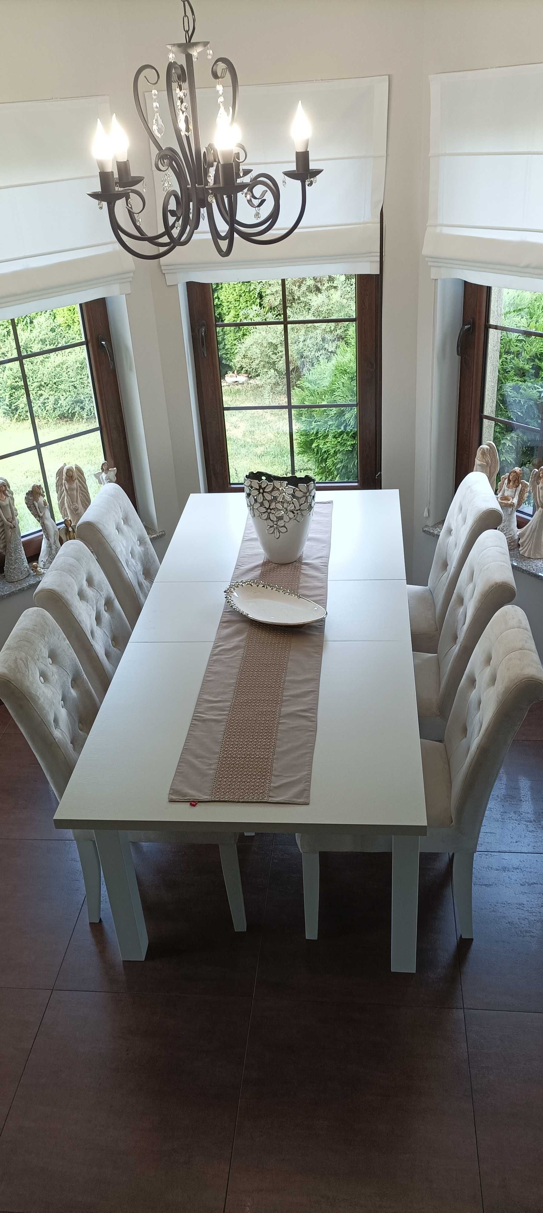 Nowy stoł do sprzedania z krzesłami 160-240 x90
