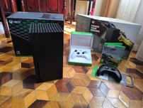 Xbox series X 1 TB SSD + 2 oryginalne pady + gra Forza Motorsport