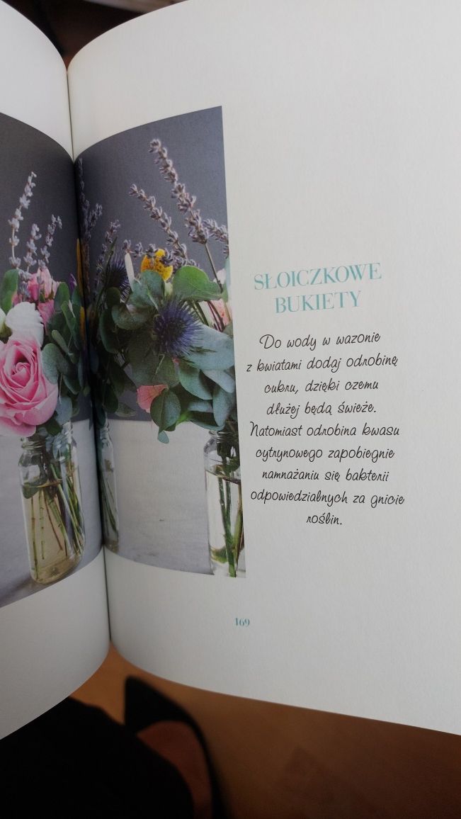 Życie towarzyskie, Dorota Wellman